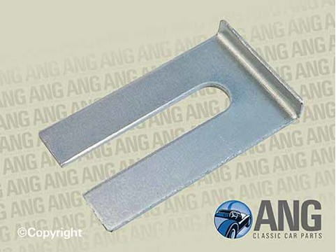 FRONT WISHBONE ADJUSTER SHIM (1) ; TR4A